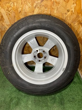 Rueda de repuesto Toyota RAV4