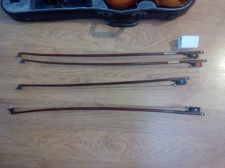 2 Violines 1/4 y 1/2 con Arcos y Fundas
