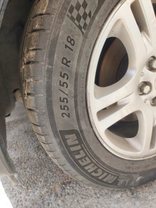 Neumáticos Michelin casi nuevos