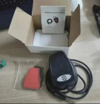 Pedal Teclado Universal Negro