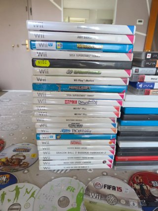Lotto 45 Giochi senza Custodia + 42 Custodie
