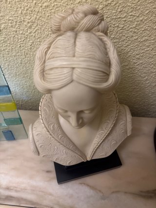 Busto decorativo mujer
