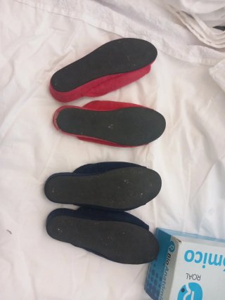 Zapatillas D'Espíñiga Rojas y Azules