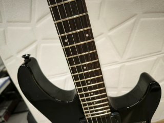 Guitarra Eléctrica Peavey AT-200