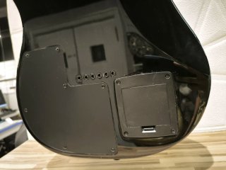 Guitarra Eléctrica Peavey AT-200