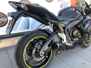 Suzuki GSX-R 600 Negra
