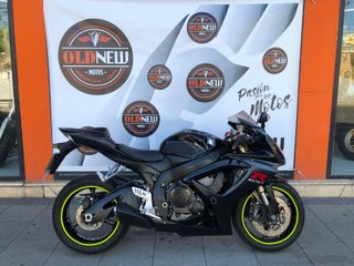 Suzuki GSX-R 600 Negra
