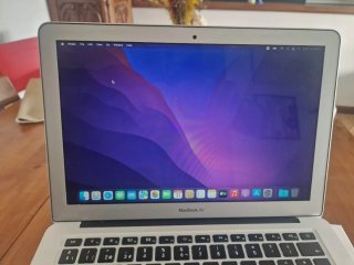 MacBook Air 13 (2015)