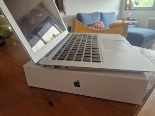 MacBook Air 13 (2015)