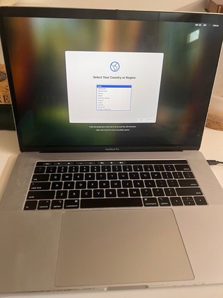 MacBook Pro 15” A1990 (2018)