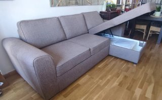 Sofá cama tonos marrones con chaise longue reversi