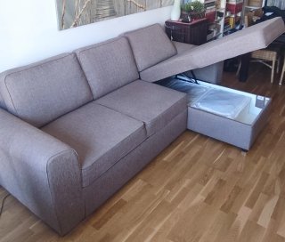 Sofá cama tonos marrones con chaise longue reversi