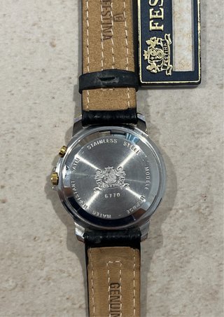 Reloj Festina Dorado y Negro