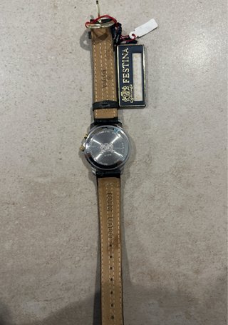 Reloj Festina Dorado y Negro