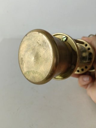 Lámpara de minero antigua