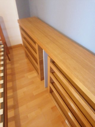 Aparador de dormitorio de madera