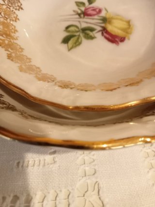 Juego de 4 cuencos de Porcelana Antigua