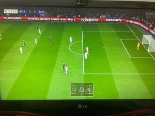 PS4 + FIFA 20
