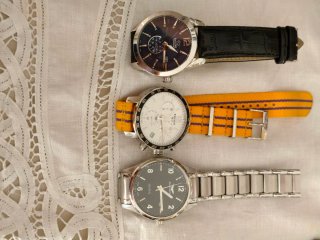 Lote de Relojes Suizos. SANDOZ, JAGUAR, TISSOT