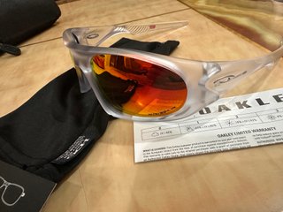 Gafas de sol Oakley Nuevas
