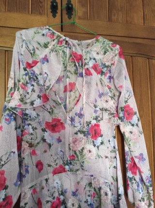 Vestido floral multicolor talla M