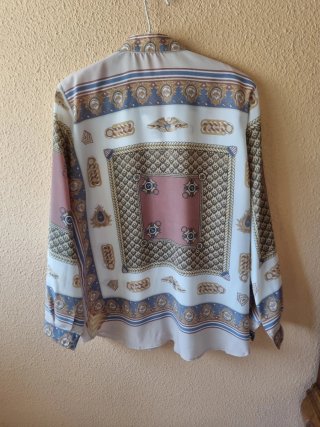 Blusa mujer estampado vintage
