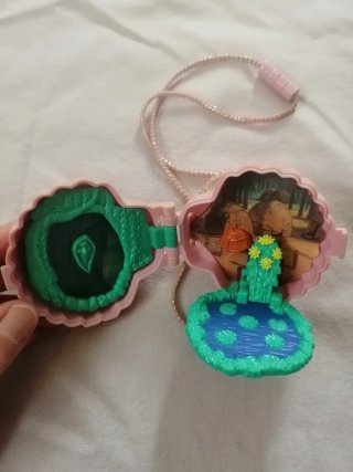 Medaglione Pocahontas Disney con collana