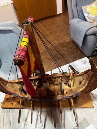 Maqueta de un Drakkar Vikingo Artesanal Madera