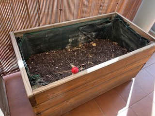 Jardinera de madera para terraza