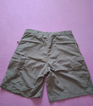 Pantalones cortos grises para hombre
