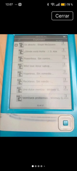 Lector de libros electrónicos azul y blanco