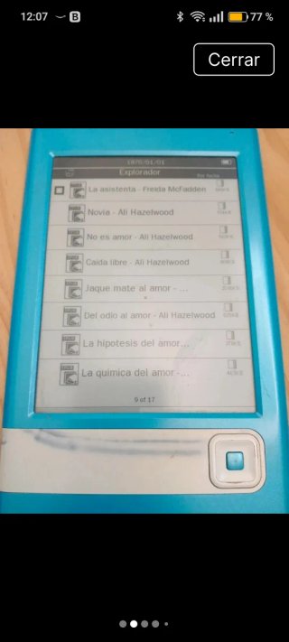 Lector de libros electrónicos azul y blanco