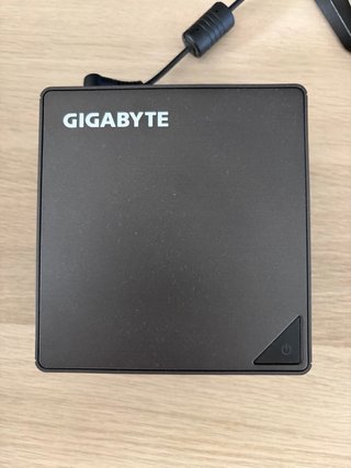 Mini PC Gigabyte BRIX Negro