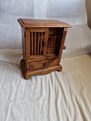 Armario joyero de madera. Vintage