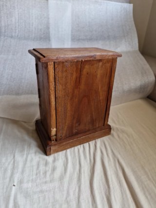 Armario joyero de madera. Vintage