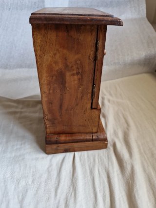 Armario joyero de madera. Vintage