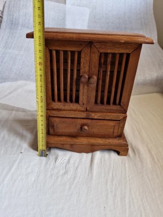Armario joyero de madera. Vintage