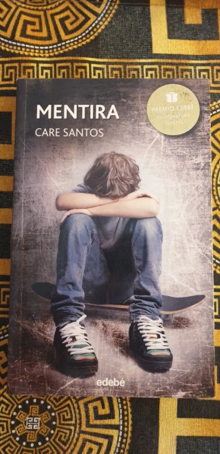Libros,cada uno a 5 euros.