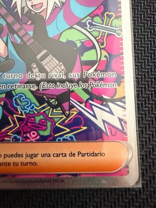 Carta Pokémon Actuación de Hiedra 121/086