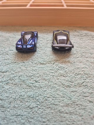Dupla de Coches Deportivos Hot Wheels