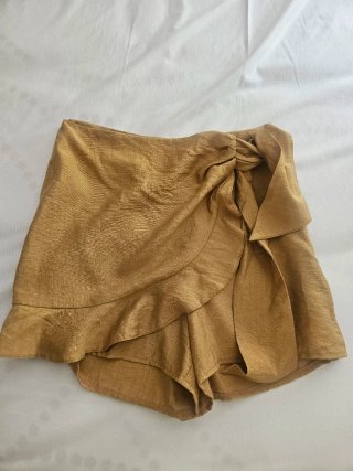 Falda Pantalón Corta Primark Dorada