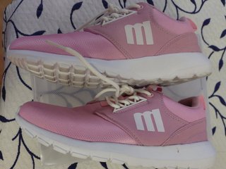 Zapatillas Mustang T38 Rosas