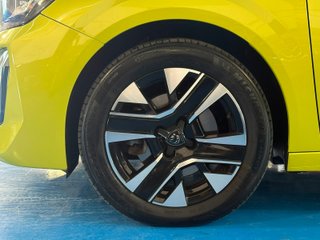 Peugeot 208 Allure Gasolina 100 S&S 6 Vel. MAN
