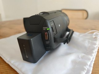 Videocámara Sony FDR-AX43 4K