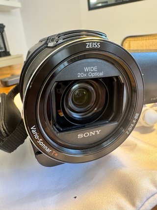 Videocámara Sony FDR-AX43 4K