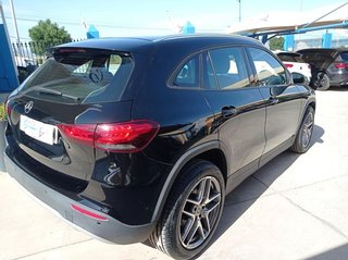 Mercedes GLA GLA 180 1.3 I AUT 136CV