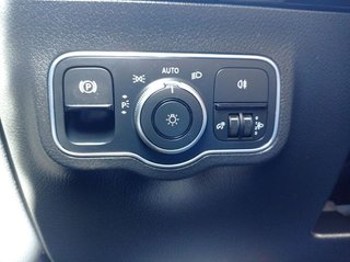Mercedes GLA GLA 180 1.3 I AUT 136CV