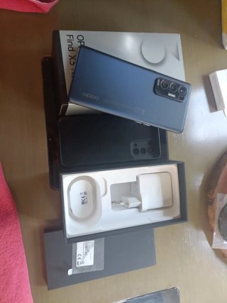 Oppo Find X3 Neo