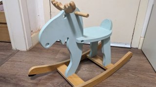 Mecedora de madera alce