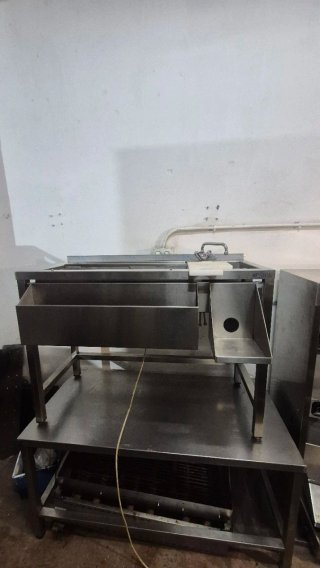Mesa de trabajo de acero inoxidable